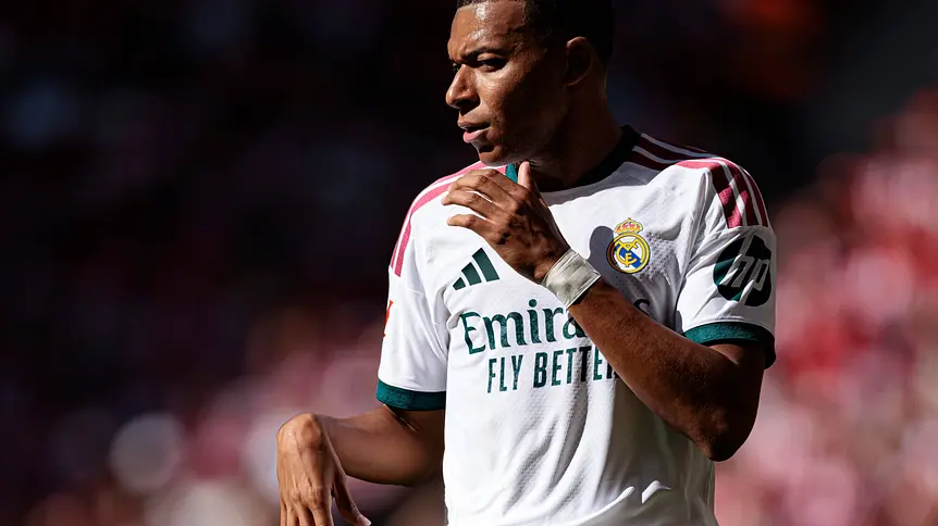 Real Madryt ruszył do Londynu. Mbappé zabrał ze sobą dwóch kolegów