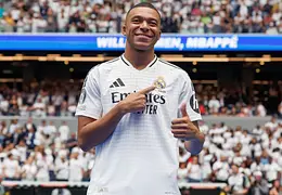Raúl Asencio z szansą na debiut w sezonie. Zagra z Villarrealem?