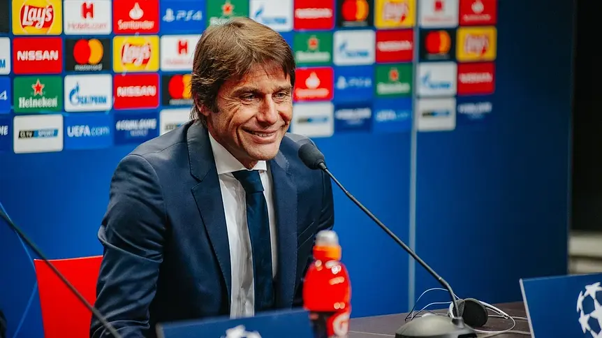 Napoli z Ligą Mistrzów, ale Conte niepewny swojej przyszłości
