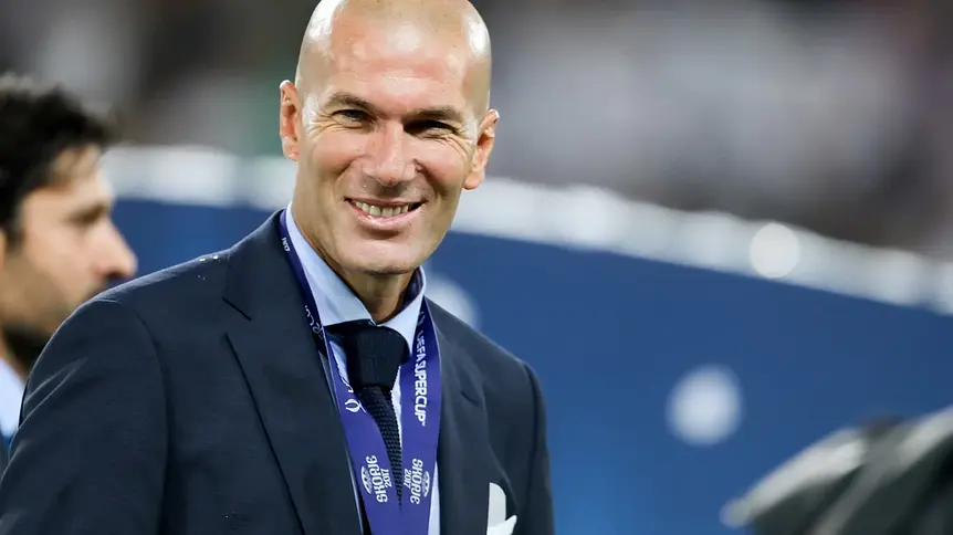 Zidane blisko objęcia reprezentacji Francji. Prezentacja w lipcu