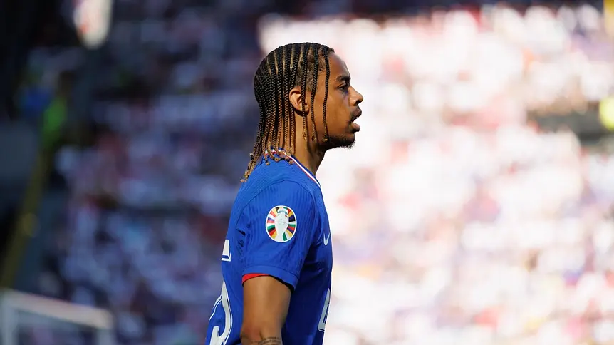 Liverpool przed szansą na rekordowy transfer Barcoli z PSG