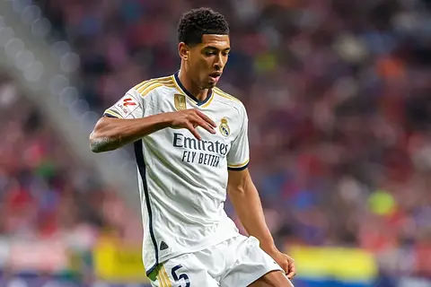Jude Bellingham i Marc Cucurella starli się podczas meczu Anglii z Hiszpanią