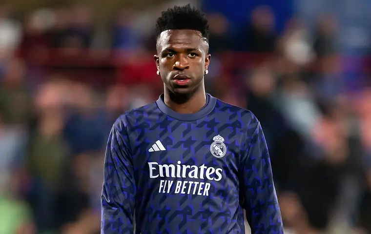 Vinícius Júnior z czerwoną kartką. Gol anulowany, El Clásico zagrożone