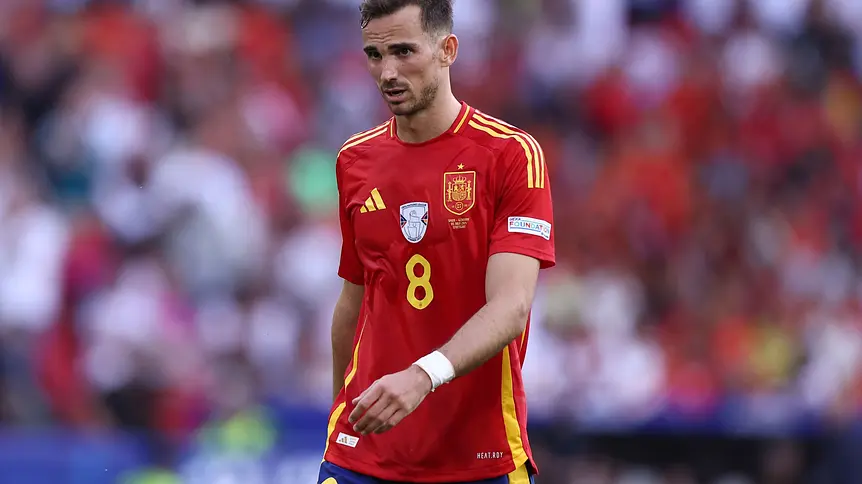 Fabián Ruiz poza kadrą Hiszpanii. Pojechał do Paryża