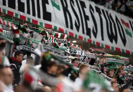 Stadion piłkarski: co można wnieść, a co lepiej zostawić?