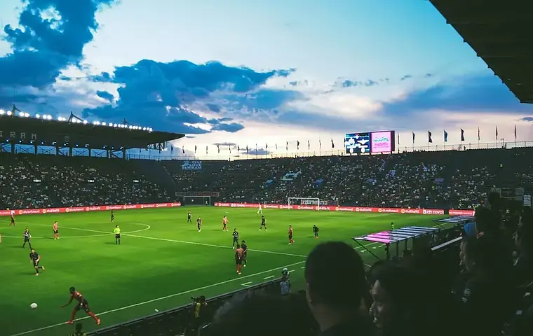 Estêvão zbyt dobry na ławkę? Ekspert pyta po porażce Chelsea