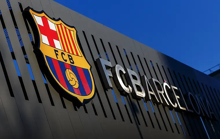 JJ Gabriel w Barcelonie: Młody talent Manchesteru United na celowniku